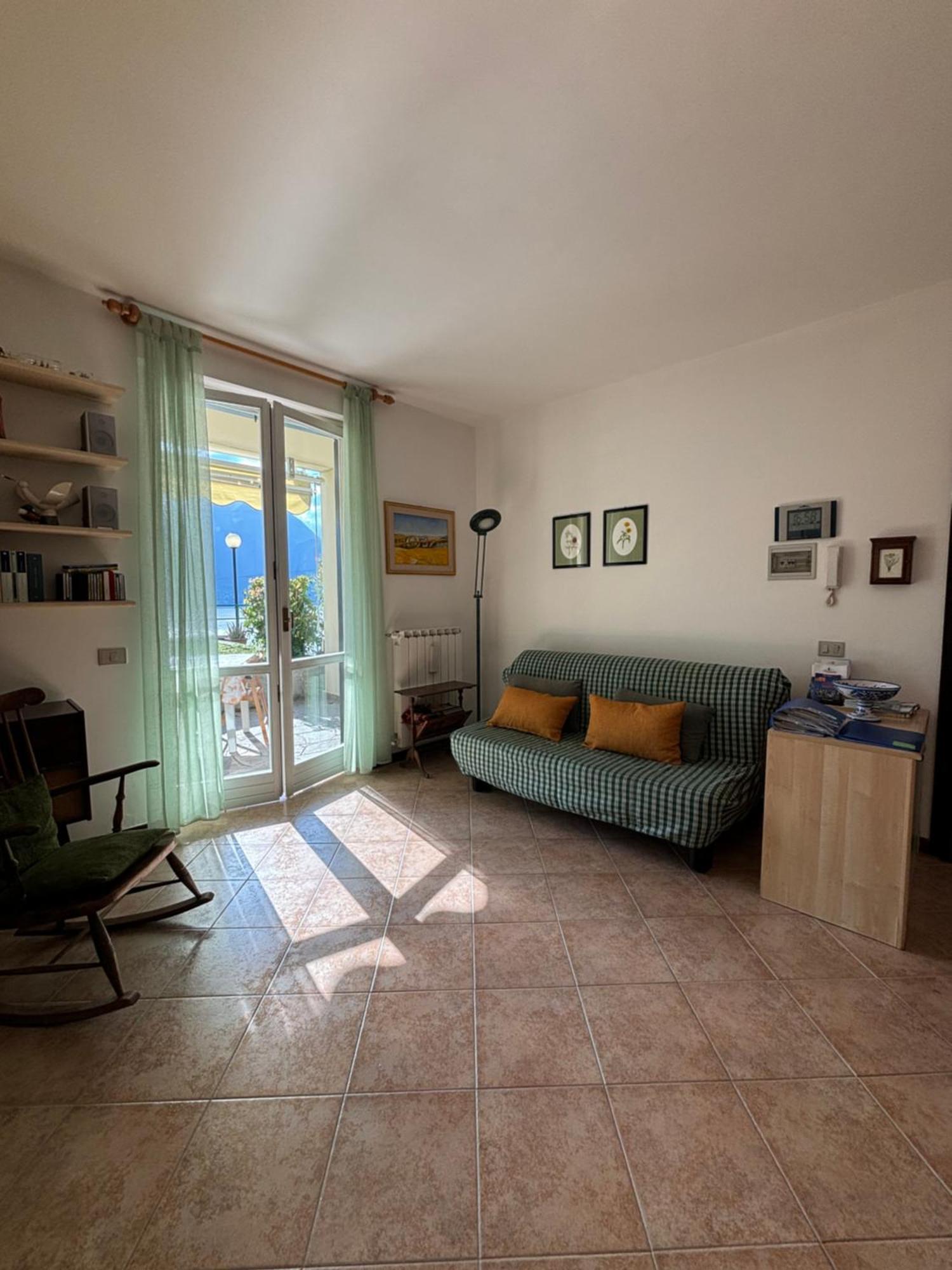 Ortensia Lake Como - Perfect For Couple And Pets Варенна Экстерьер фото